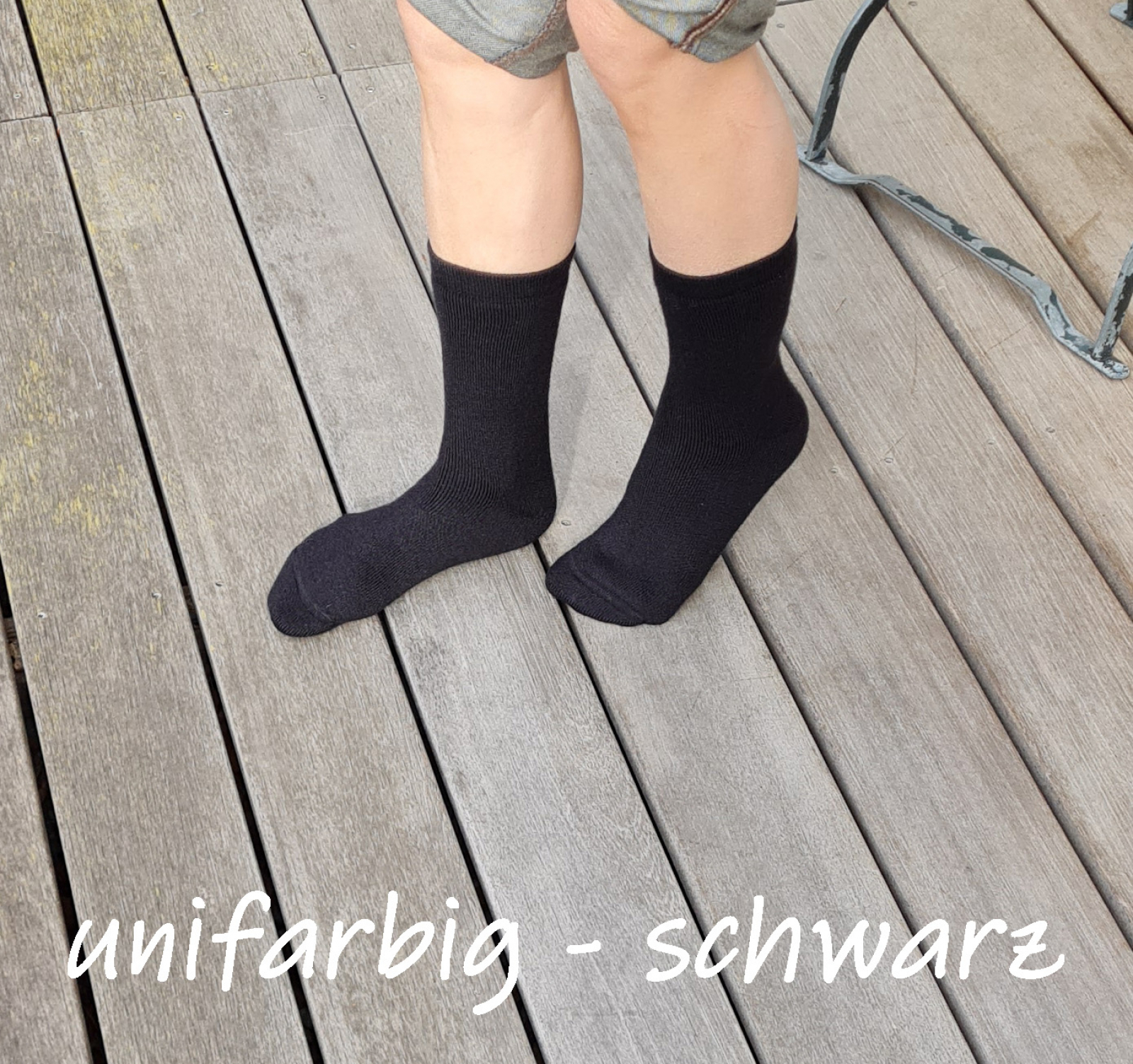 unifarbig Schwarz